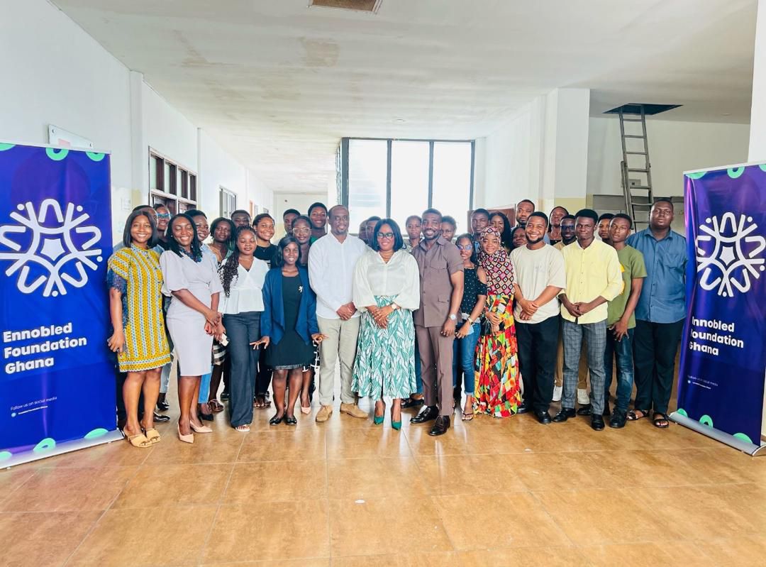 photo_5913637923683240761_y