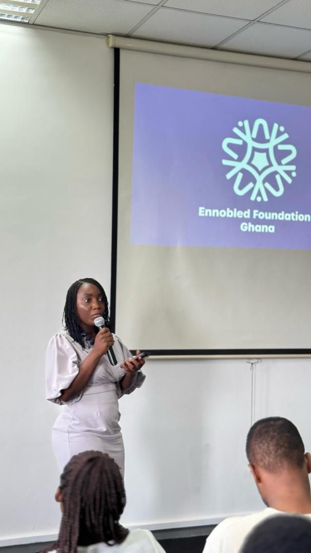 photo_5913637923683240763_y