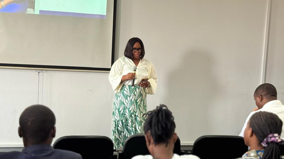 photo_5913637923683240764_y