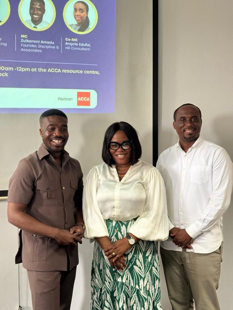 photo_5913637923683240770_y